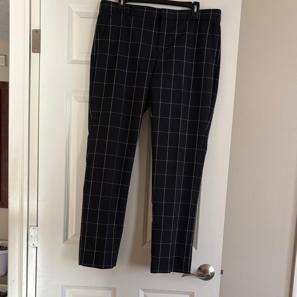 Banana Republic Checkered Pants NWT 🏁